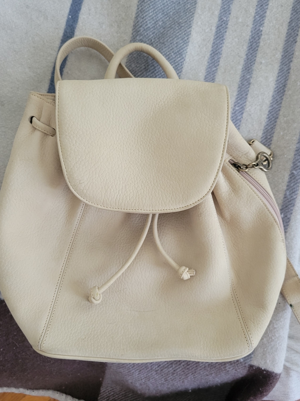 Vintage 1990s Nubuck Leather Cream Drawstring Backpack